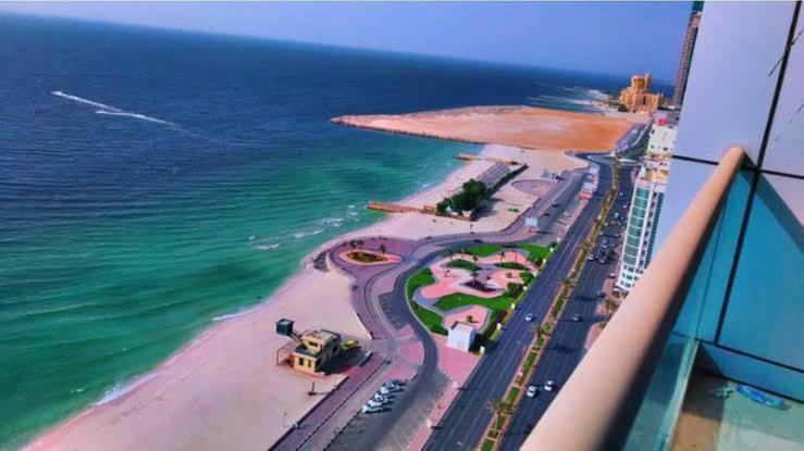 2 Bedroom Luxury Beach Apartment With Full Seaview Ajman Extérieur photo